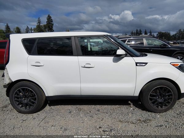 2017 KIA SOUL +
