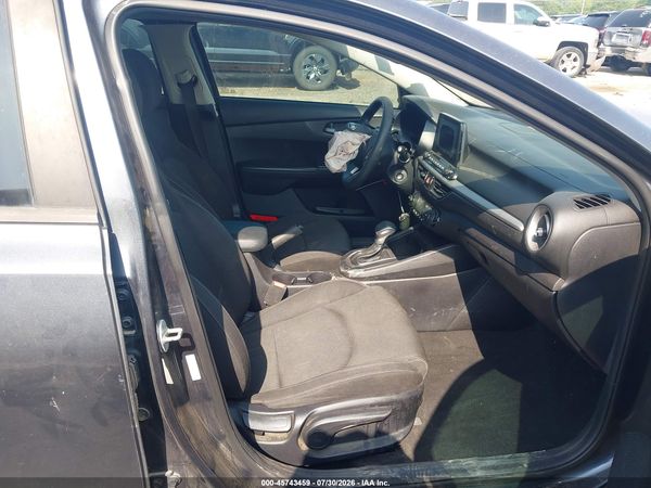 2019 KIA FORTE LXS