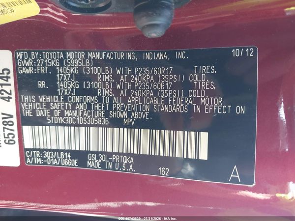 2013 TOYOTA SIENNA XLE V6 8 PASSENGER