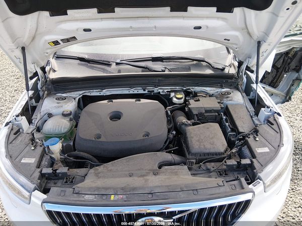 2022 VOLVO XC40 T5 INSCRIPTION