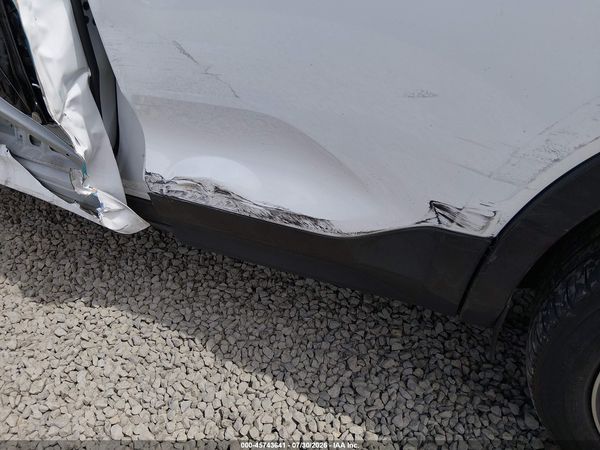 2022 VOLVO XC40 T5 INSCRIPTION