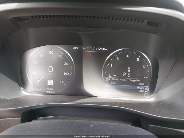 2022 VOLVO XC40 T5 INSCRIPTION