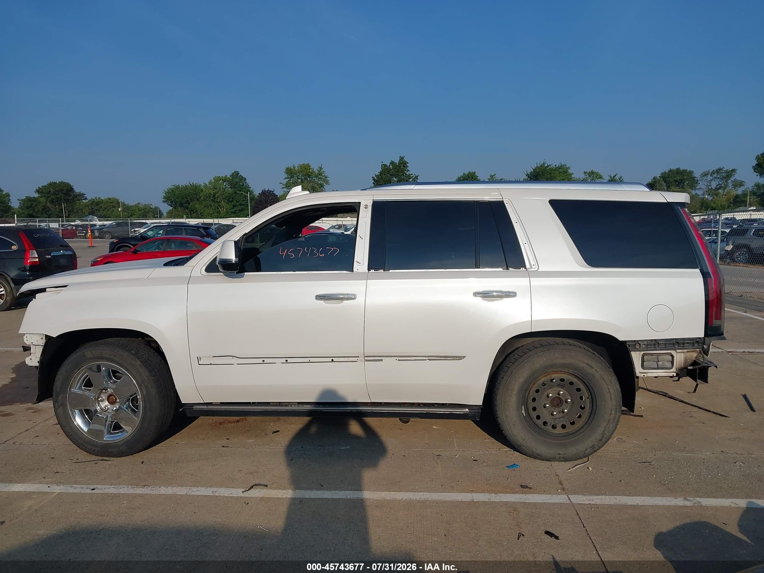 2016 CADILLAC ESCALADE PREMIUM COLLECTION