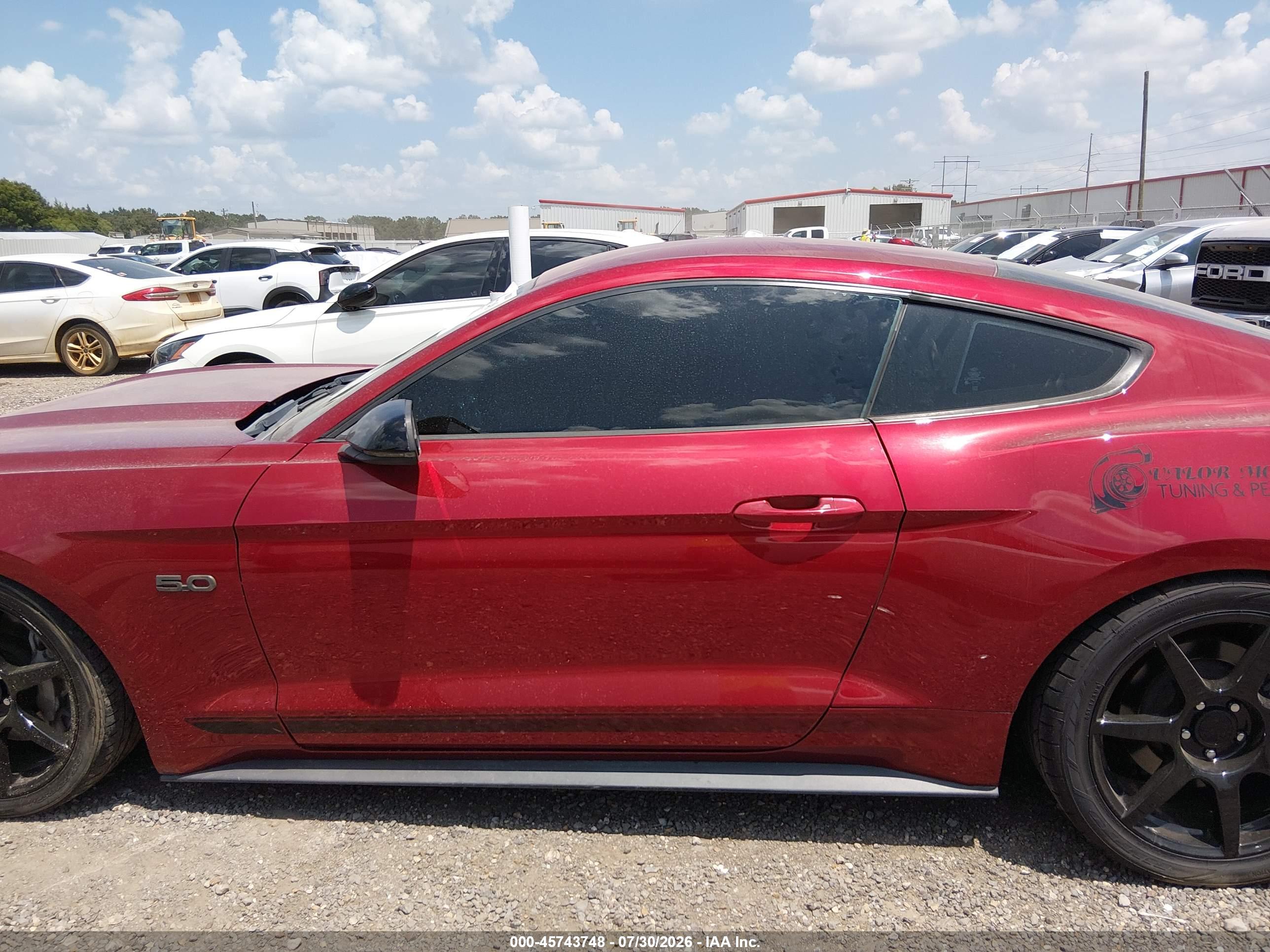 2017 FORD MUSTANG GT PREMIUM
