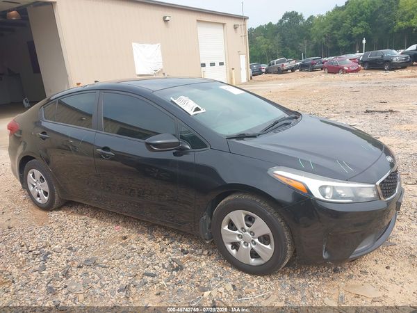 2017 KIA FORTE LX