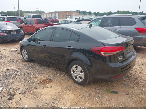 2017 KIA FORTE LX