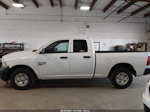 2019 RAM 1500 CLASSIC TRADESMAN  4X4 6'4 BOX