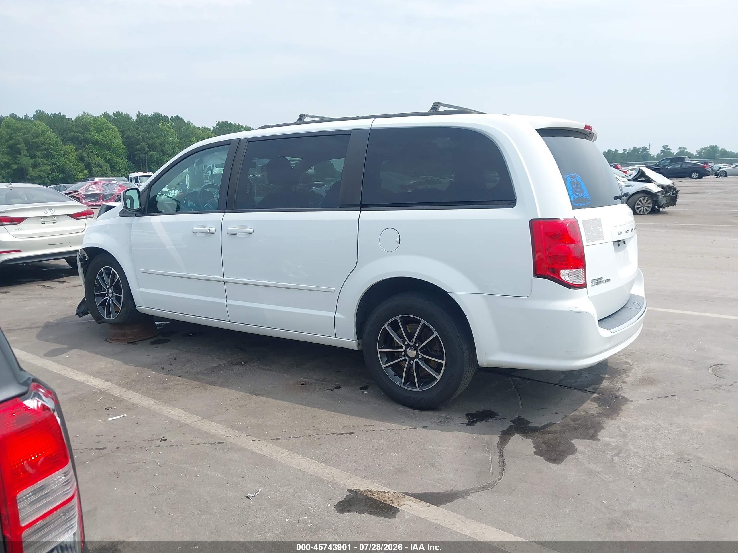 2016 DODGE GRAND CARAVAN R/T
