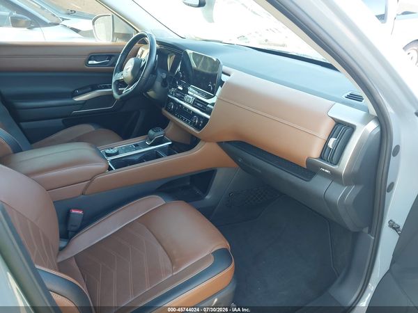 2022 NISSAN PATHFINDER PLATINUM 4WD