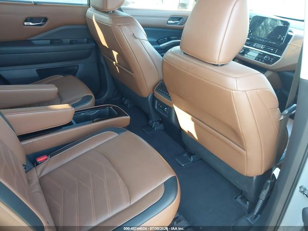 2022 NISSAN PATHFINDER PLATINUM 4WD