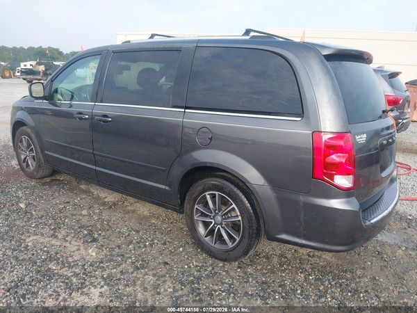 2017 DODGE GRAND CARAVAN SXT — I3