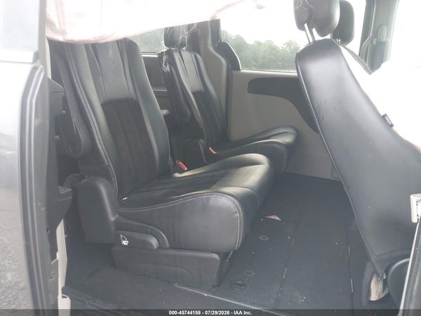 2017 DODGE GRAND CARAVAN SXT — I8