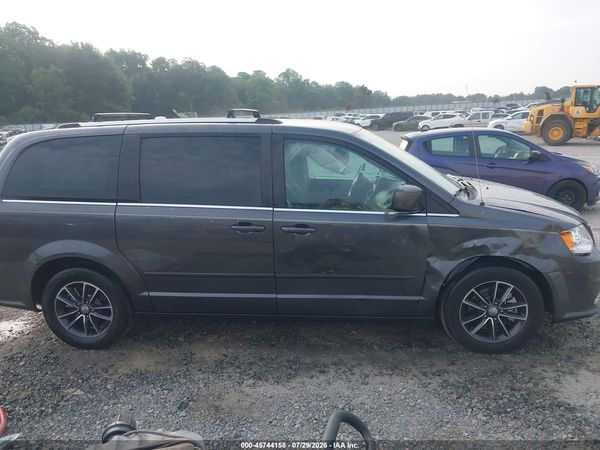 2017 DODGE GRAND CARAVAN SXT — I116