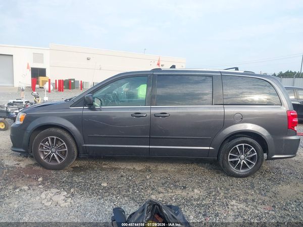 2017 DODGE GRAND CARAVAN SXT — I117