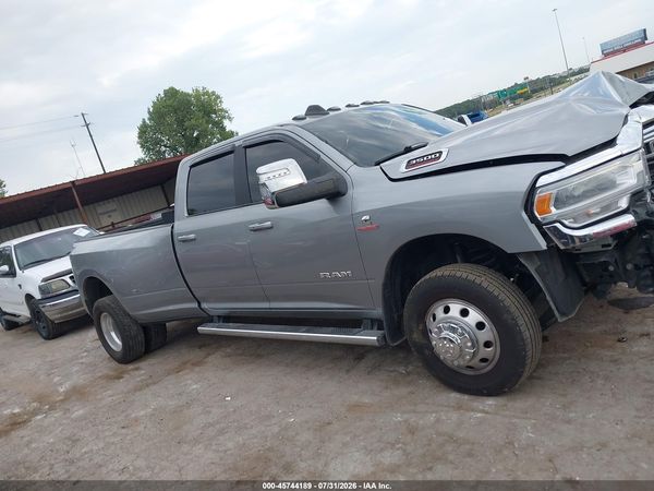 2024 RAM 3500 LARAMIE  4X4 8' BOX