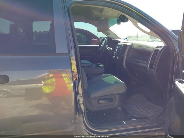 2019 RAM 1500 CLASSIC TRADESMAN  4X2 6'4 BOX
