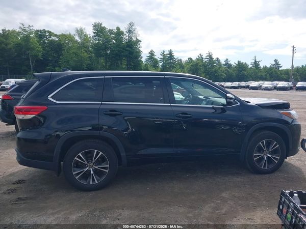 2018 TOYOTA HIGHLANDER LE PLUS
