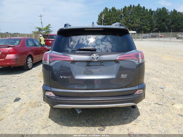 2017 TOYOTA RAV4 XLE
