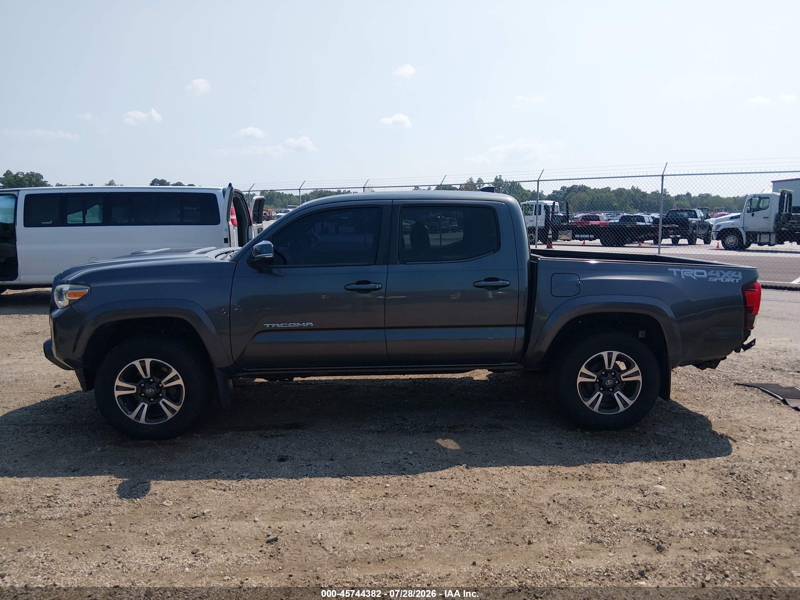 2019 TOYOTA TACOMA TRD SPORT