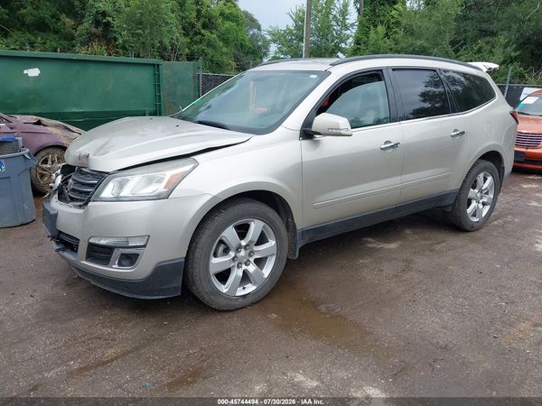 2015 CHEVROLET TRAVERSE — I2
