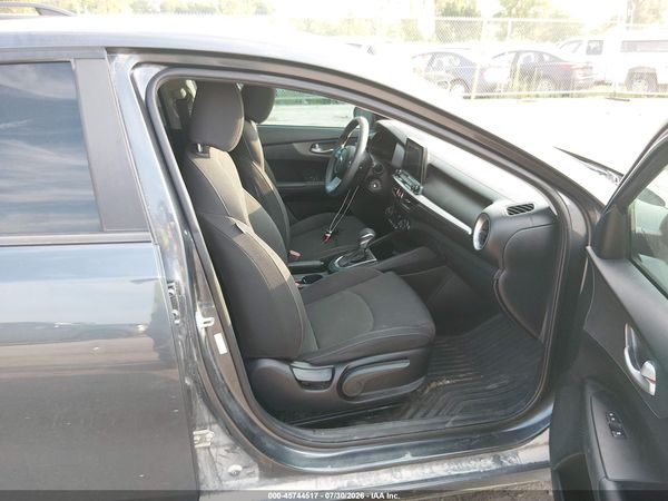 2019 KIA FORTE LXS
