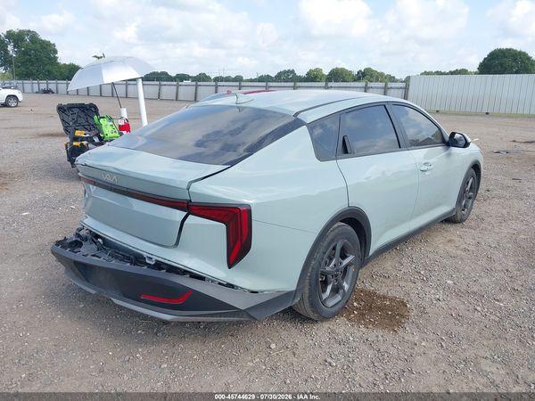 2025 KIA K4 LXS