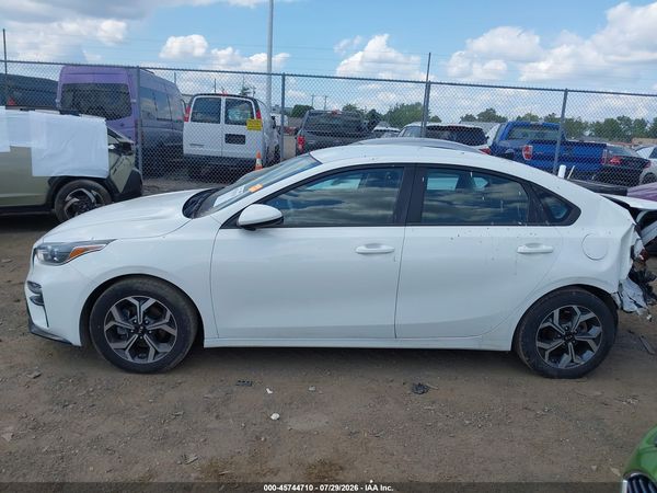 2021 KIA FORTE LXS