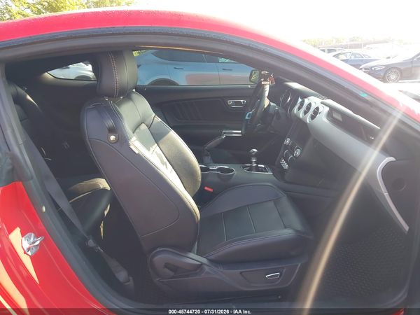 2017 FORD MUSTANG GT PREMIUM
