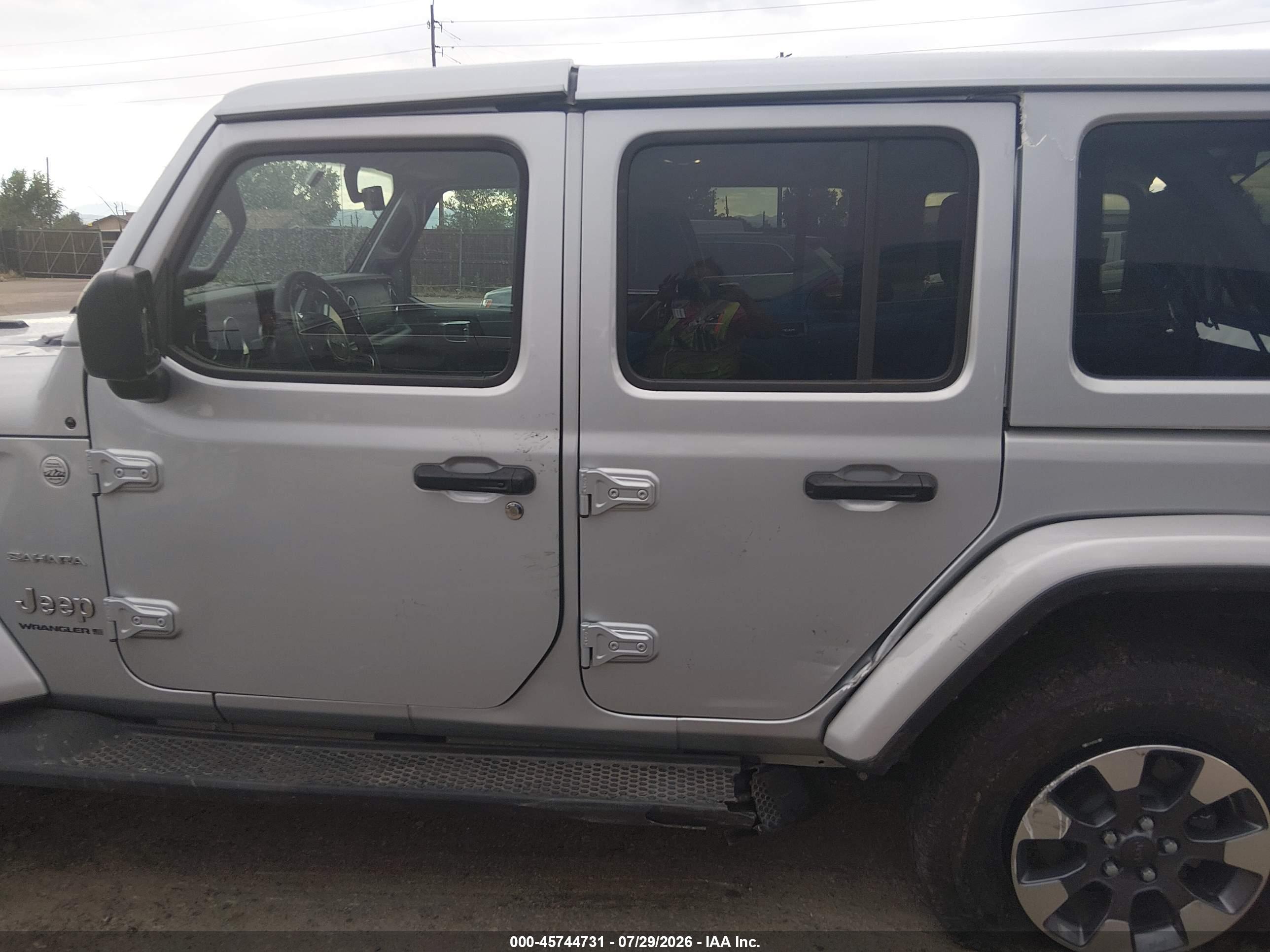 2023 JEEP WRANGLER 4-DOOR SAHARA 4X4