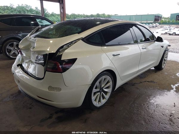 2021 TESLA MODEL 3