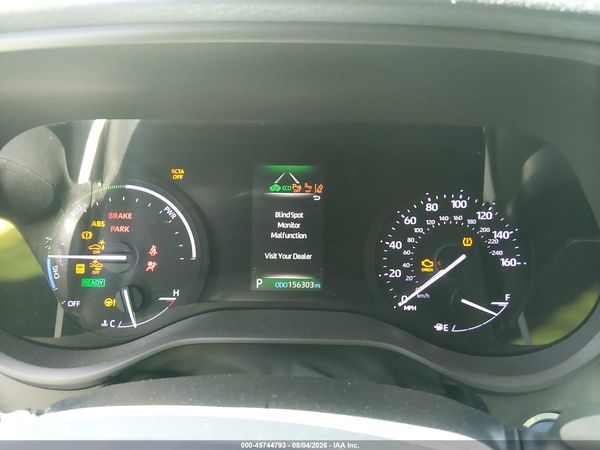 2021 TOYOTA SIENNA XLE — I7