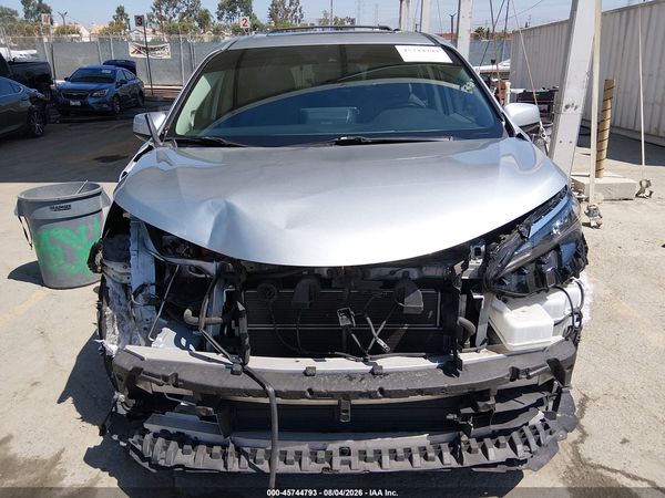 2021 TOYOTA SIENNA XLE — I115