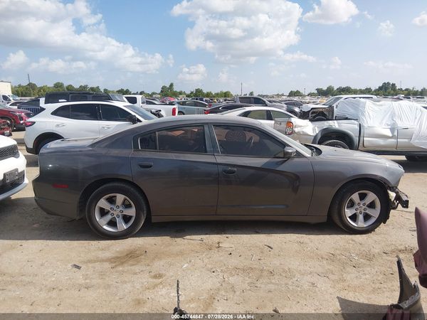 2014 DODGE CHARGER SE