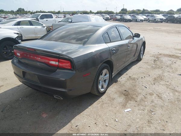 2014 DODGE CHARGER SE