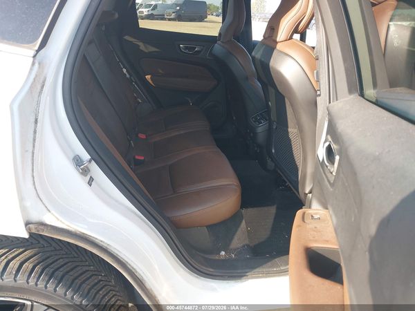 2019 VOLVO XC60 T6 INSCRIPTION