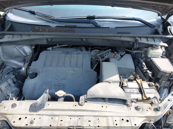 2016 TOYOTA HIGHLANDER XLE V6