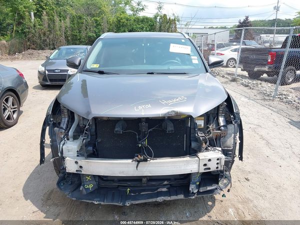 2016 TOYOTA HIGHLANDER XLE V6
