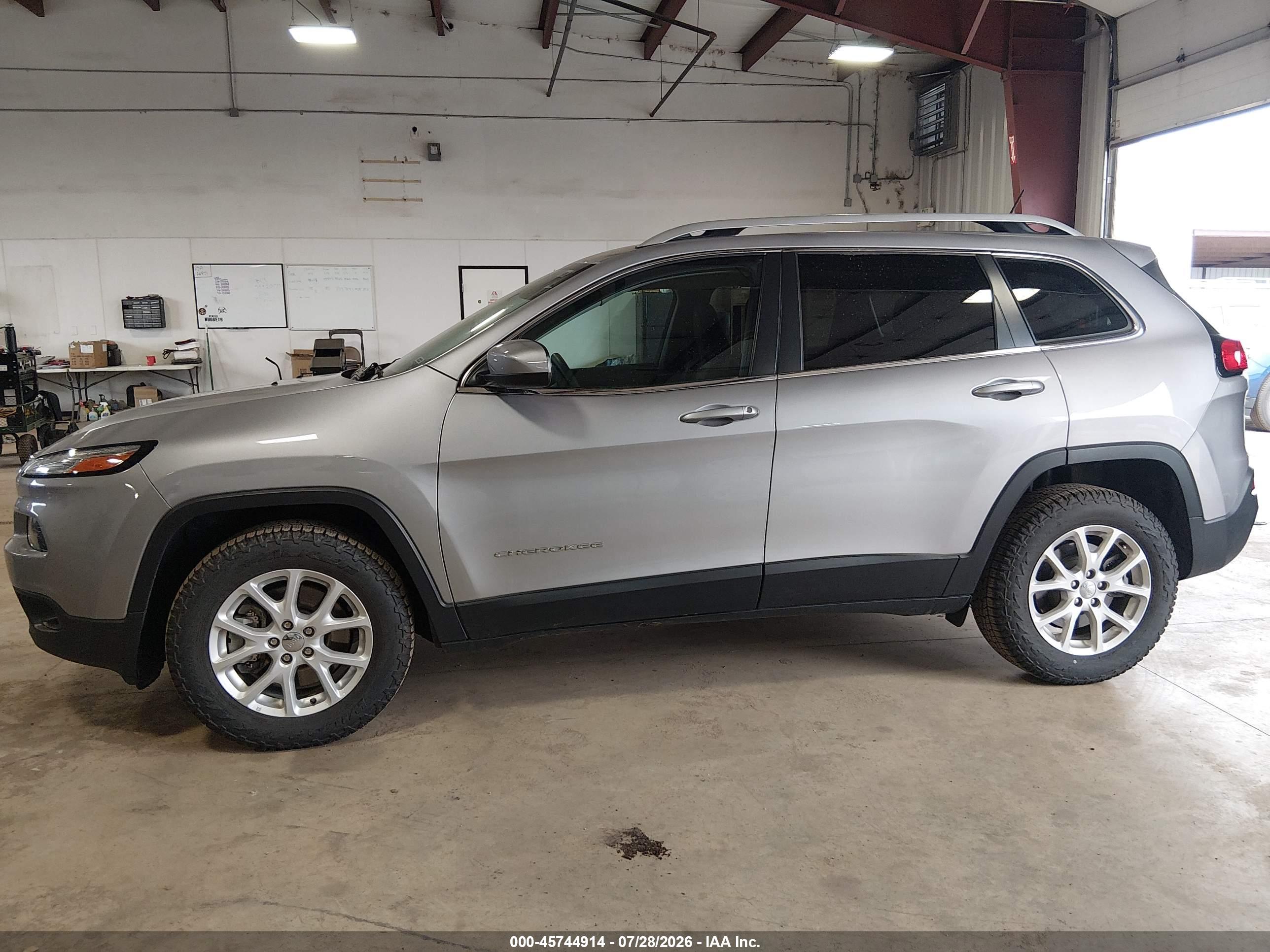 2018 JEEP CHEROKEE LATITUDE 4X4