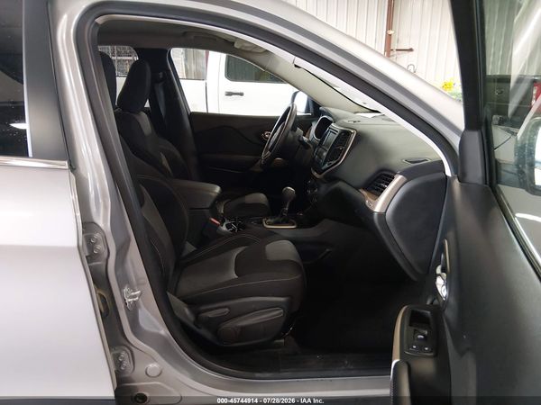 2018 JEEP CHEROKEE LATITUDE 4X4