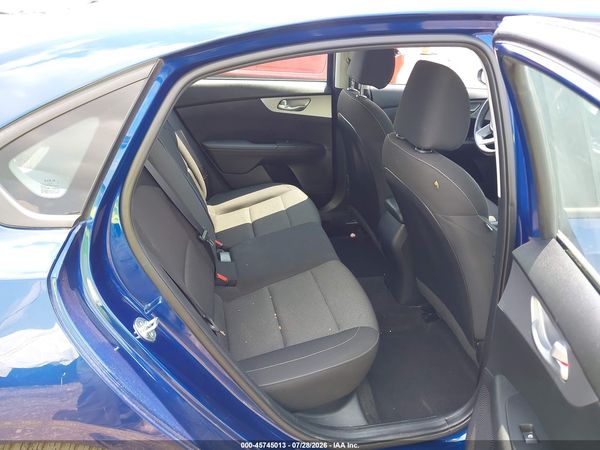 2023 KIA FORTE LXS