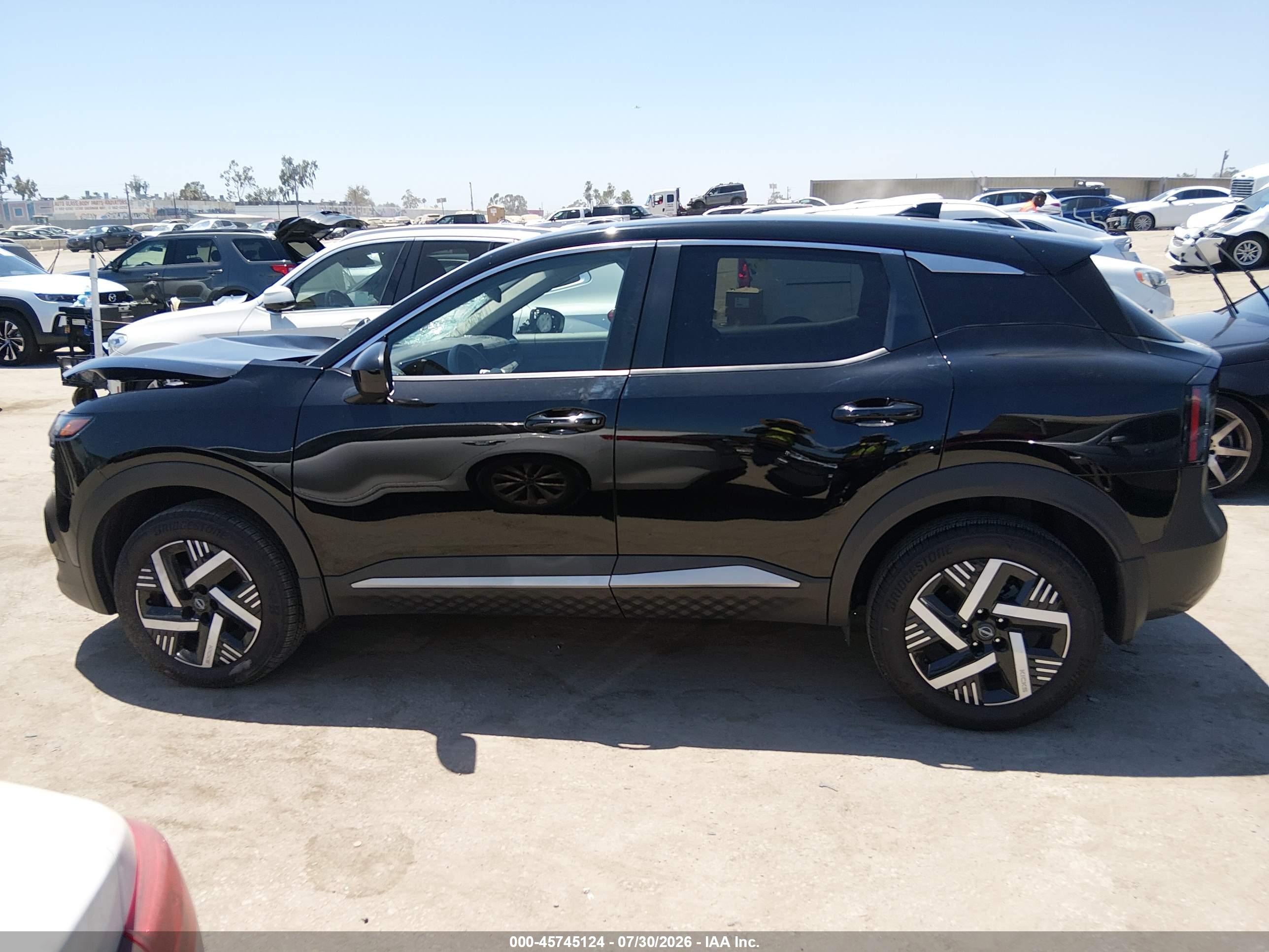 2025 NISSAN KICKS SV FWD