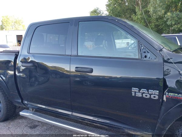2016 RAM 1500 SLT