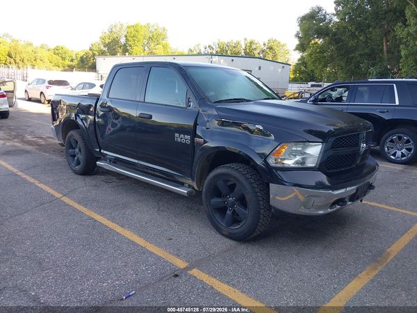 2016 RAM 1500 SLT