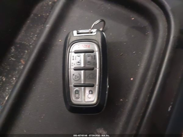 2017 CHRYSLER PACIFICA TOURING-L — I11