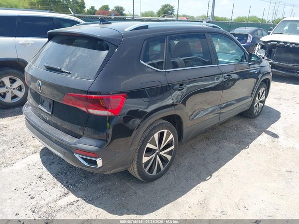 2024 VOLKSWAGEN TAOS 1.5T SE — I4