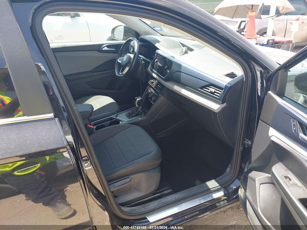 2024 VOLKSWAGEN TAOS 1.5T SE — I5