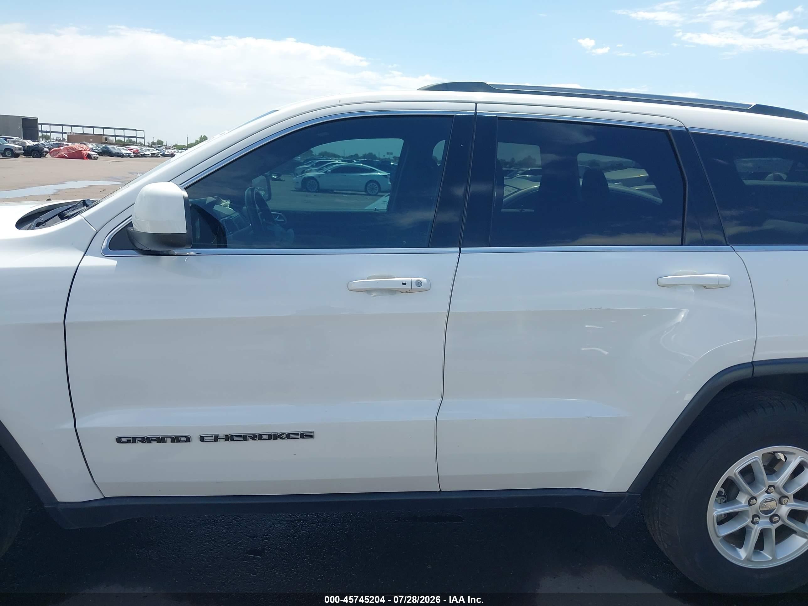 2020 JEEP GRAND CHEROKEE LAREDO E 4X2