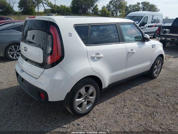 2017 KIA SOUL Base