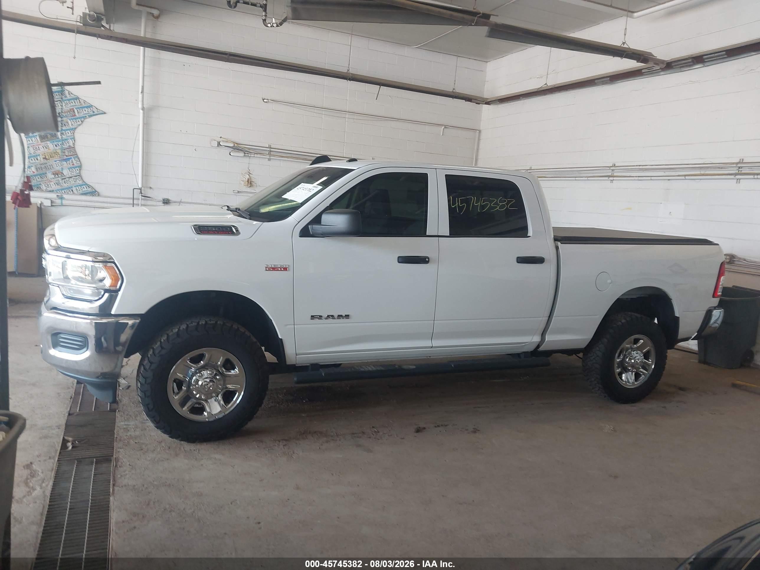 2020 RAM 2500 TRADESMAN  4X4 6'4 BOX