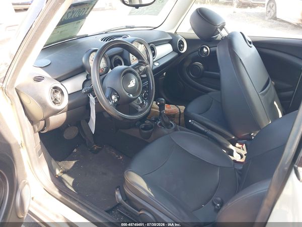 2013 MINI HARDTOP COOPER